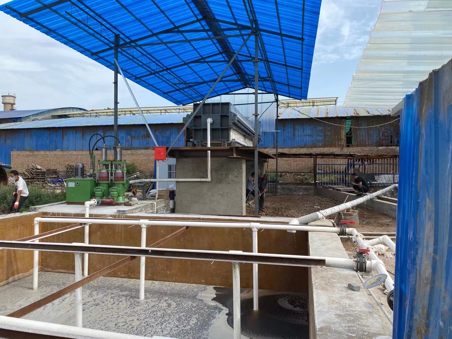 磚廠脫硫廢水壓濾機(jī)處理使用現(xiàn)場(chǎng) 磚廠脫硫廢水壓濾機(jī)處理使用現(xiàn)場(chǎng)